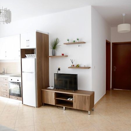 Sea La Vie Apartments ساراندا المظهر الخارجي الصورة