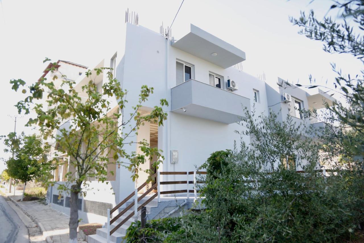 Sea La Vie Apartments ساراندا المظهر الخارجي الصورة