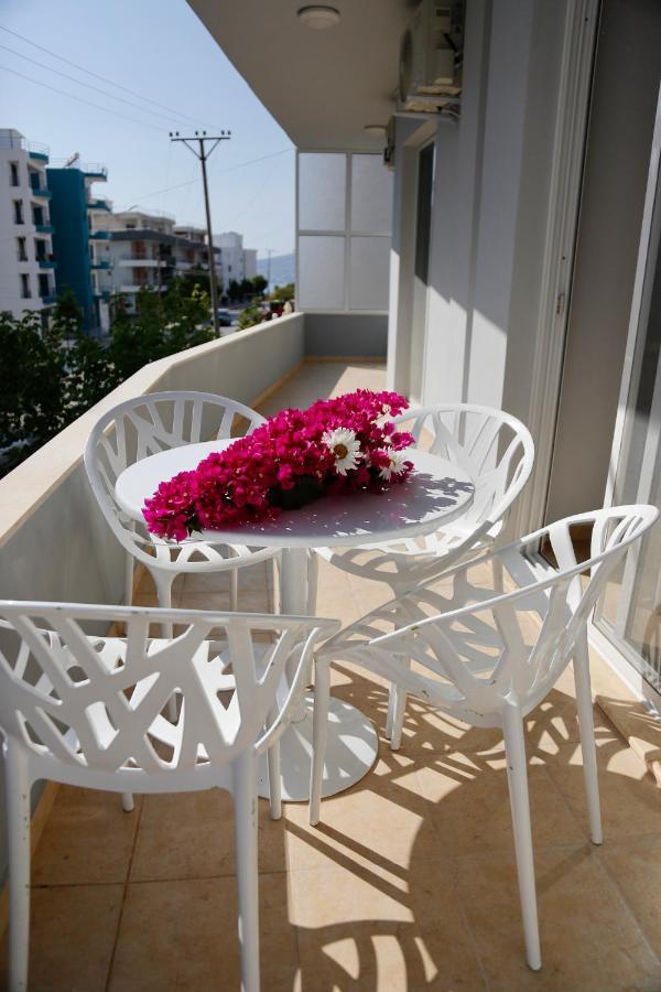 Sea La Vie Apartments ساراندا المظهر الخارجي الصورة