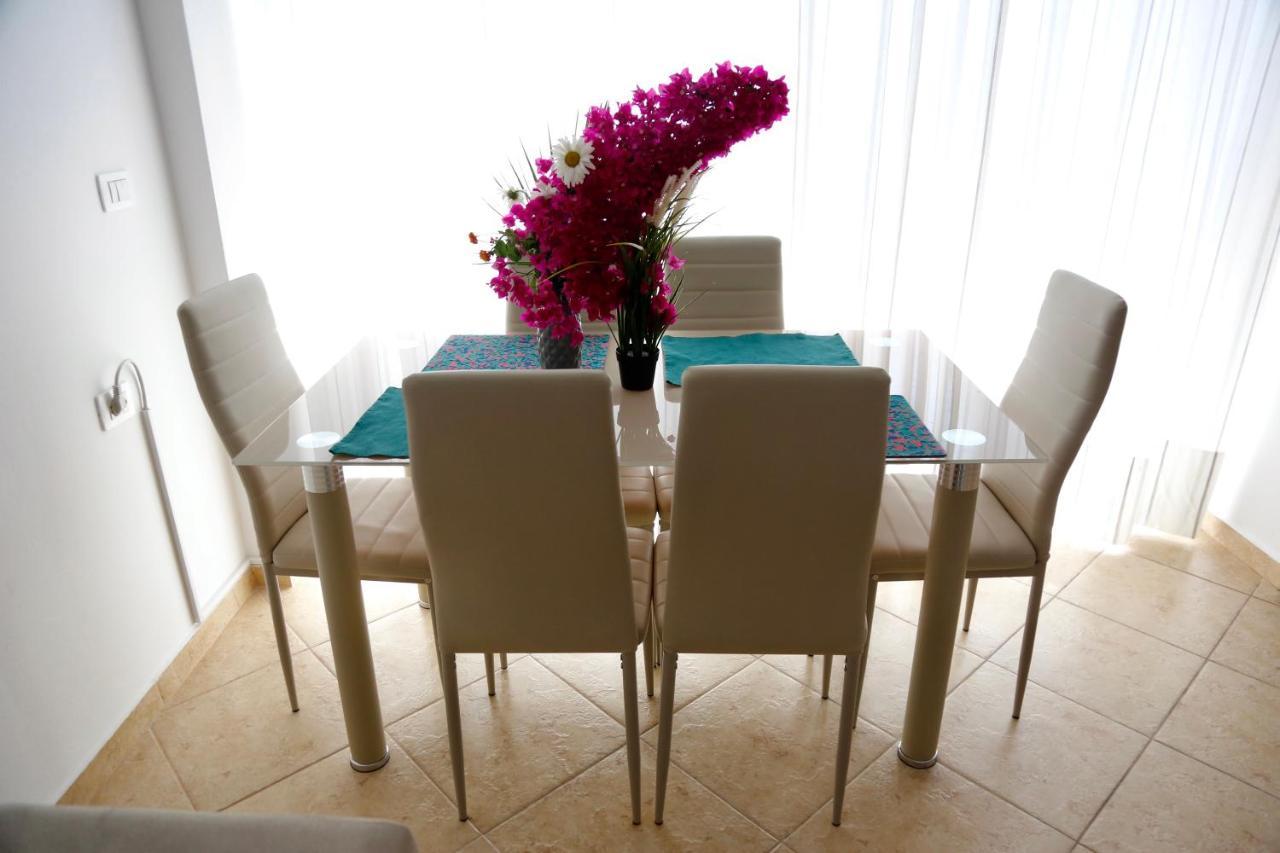 Sea La Vie Apartments ساراندا المظهر الخارجي الصورة
