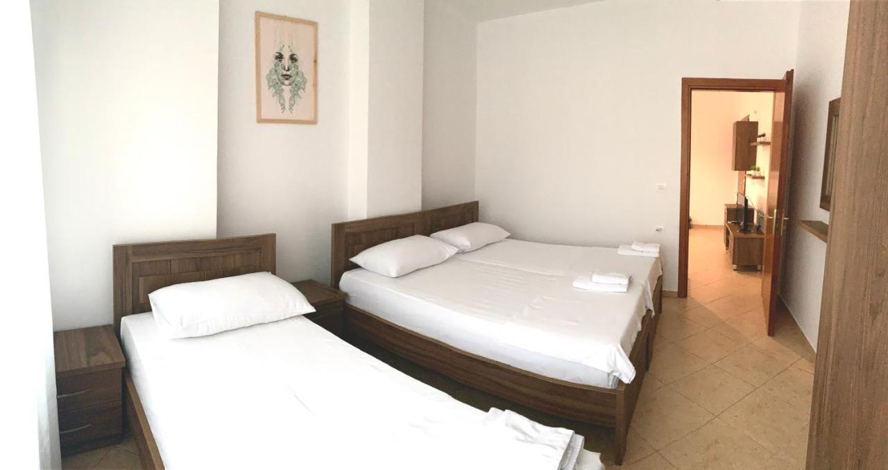 Sea La Vie Apartments ساراندا المظهر الخارجي الصورة