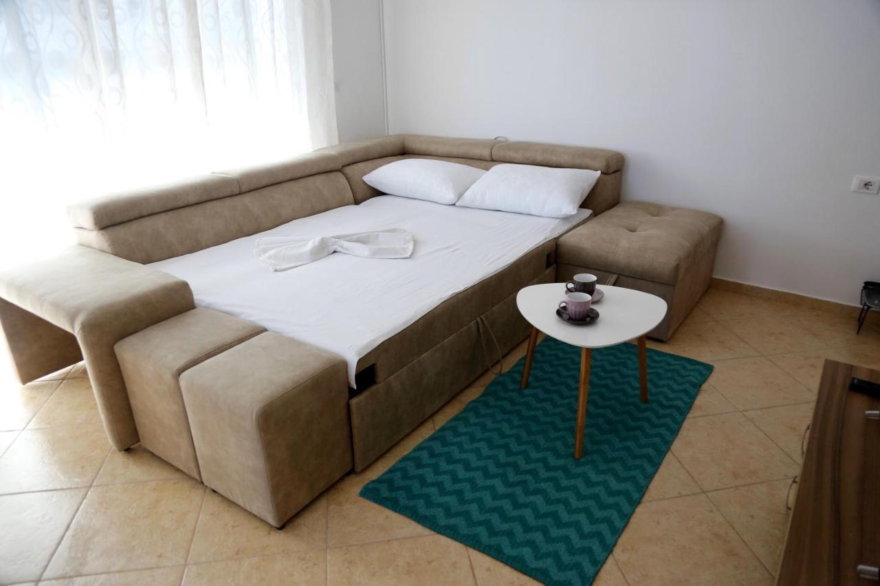 Sea La Vie Apartments ساراندا المظهر الخارجي الصورة