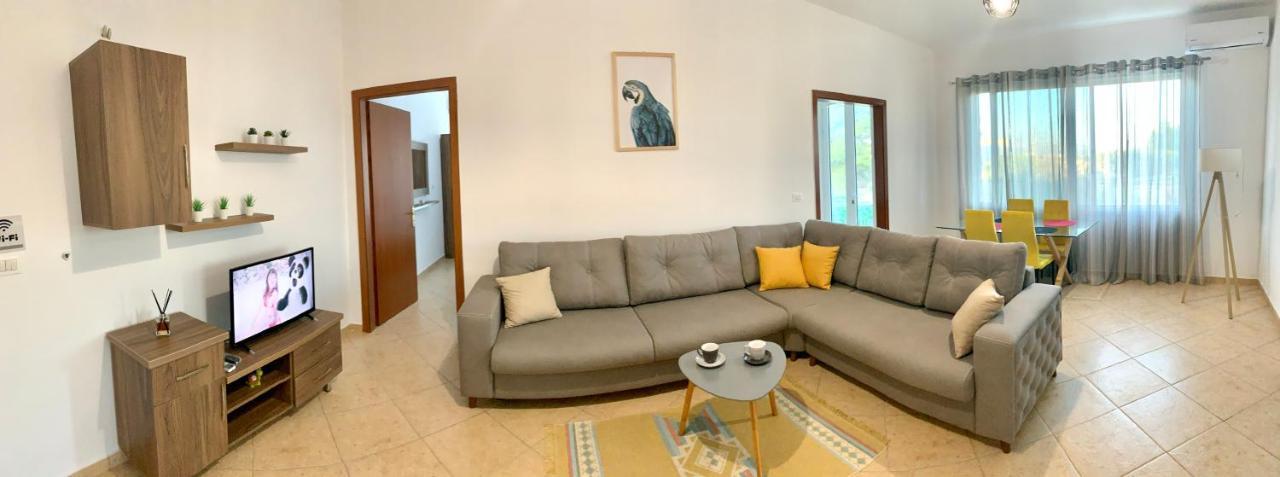 Sea La Vie Apartments ساراندا المظهر الخارجي الصورة