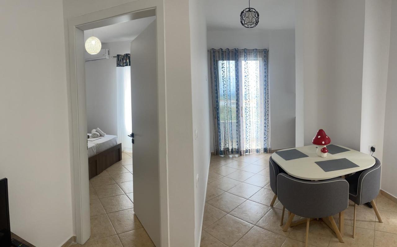 Sea La Vie Apartments ساراندا المظهر الخارجي الصورة