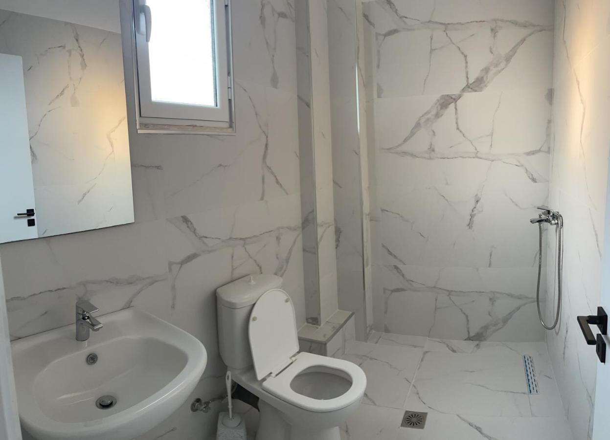 Sea La Vie Apartments ساراندا المظهر الخارجي الصورة